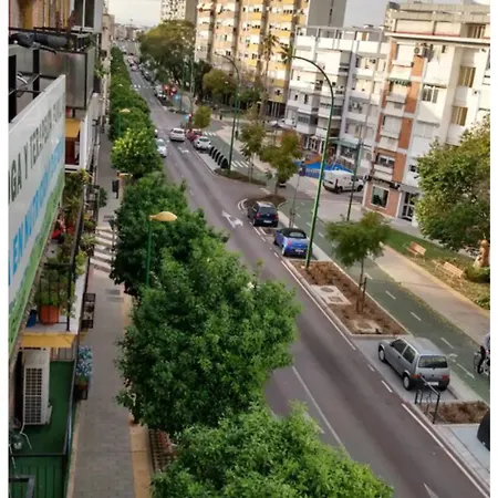 Nervion Santa Justa Apartment *